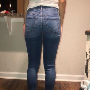OLD navy high waisted jeans 🤪🤪